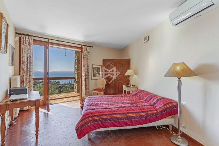 Image No.11-Maison de 4 chambres à vendre à Le Lavandou