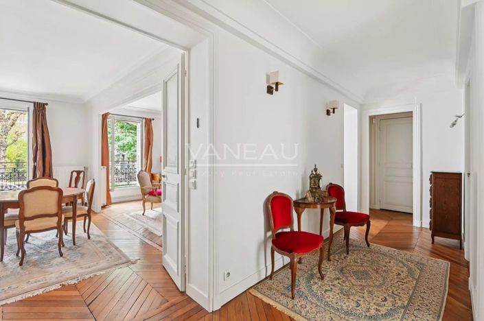 Image No.9-3 Bed Apartment for sale