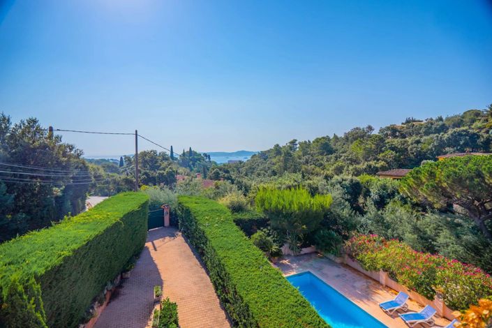 Image No.2-3 Bed House for sale