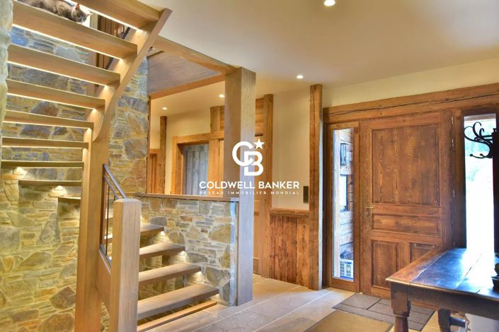 Image No.5-6 Bed House for sale