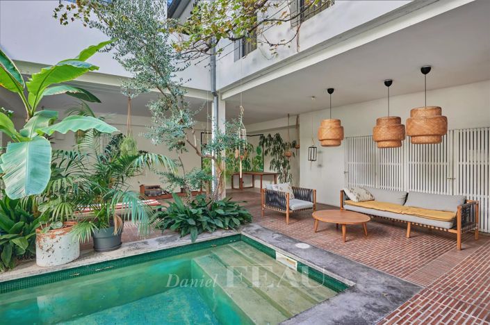 Image No.6-6 Bed House for sale