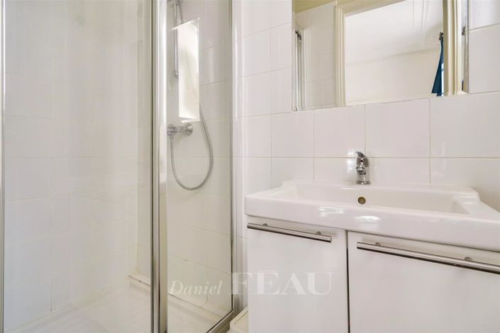 Image No.17-4 Bed Apartment for sale