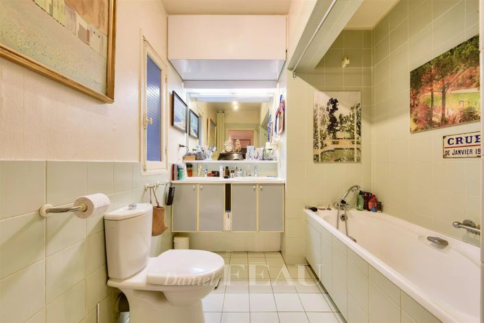 Image No.18-3 Bed Apartment for sale