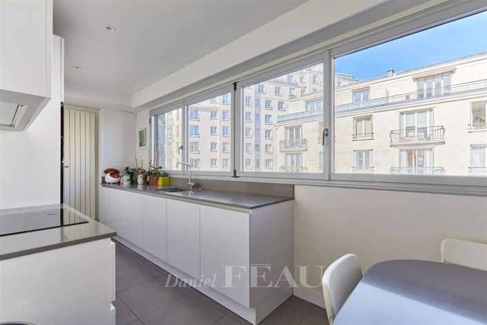 Image No.8-Appartement de 4 chambres à vendre à Paris