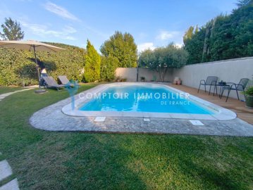 1 - Barbentane, House