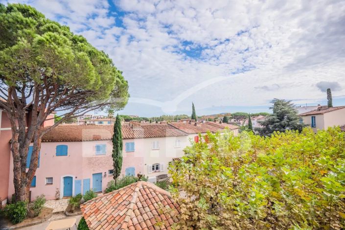 Image No.19-6 Bed House for sale