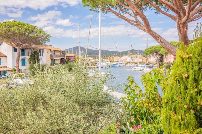 Image No.20-6 Bed House for sale