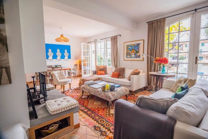 Image No.5-6 Bed House for sale