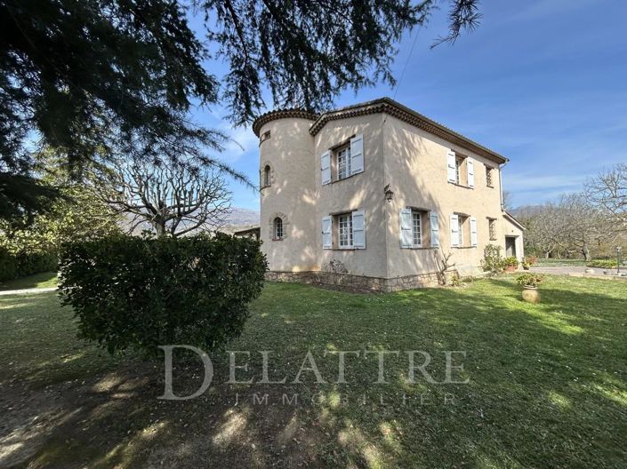 Image No.1-4 Bed House for sale