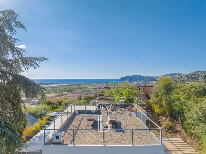 Image No.28-3 Bed House for sale