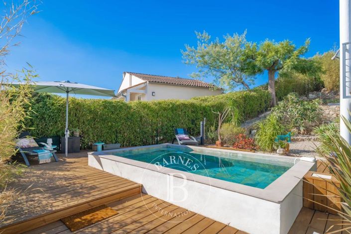 Image No.9-3 Bed House for sale