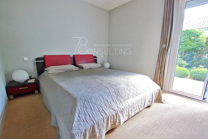 Image No.11-House for sale