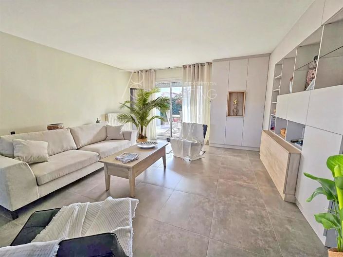 Image No.8-House for sale