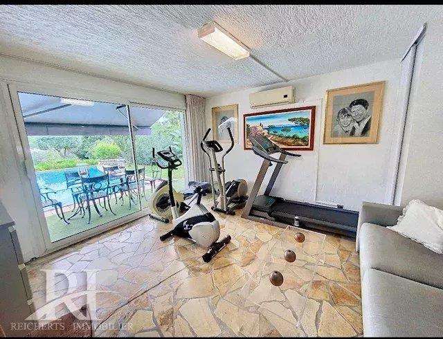 Image No.5-5 Bed House for sale