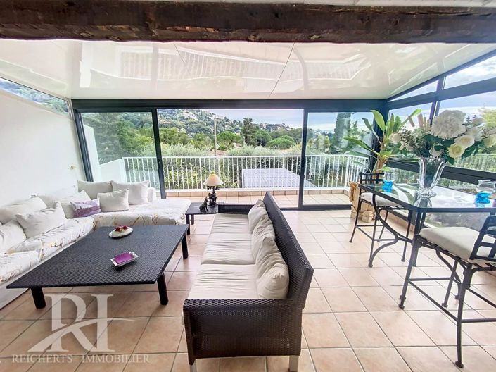 Image No.9-5 Bed House for sale