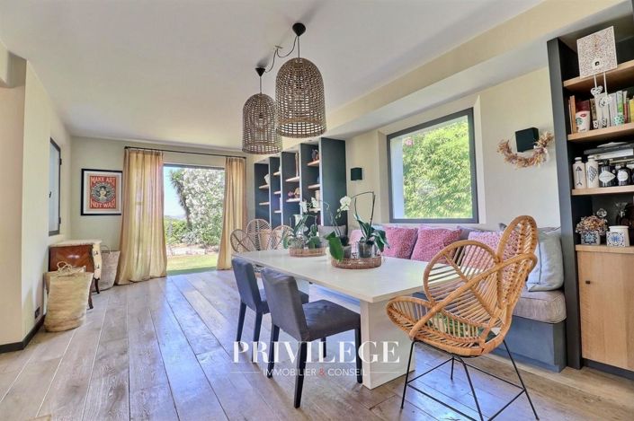 Image No.9-3 Bed House for sale