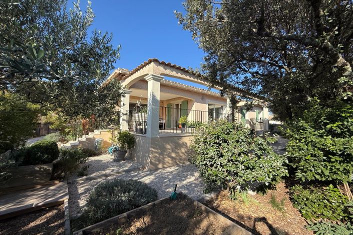 Image No.1-Maison de 5 chambres à vendre à Uzès