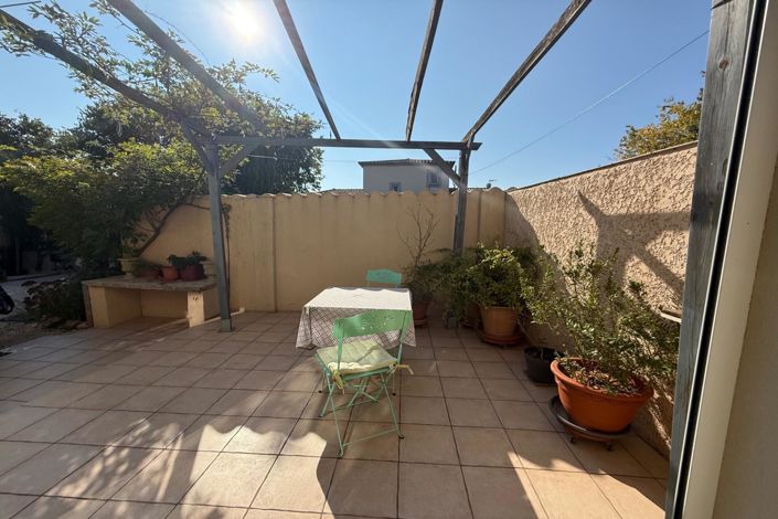 Image No.19-5 Bed House for sale