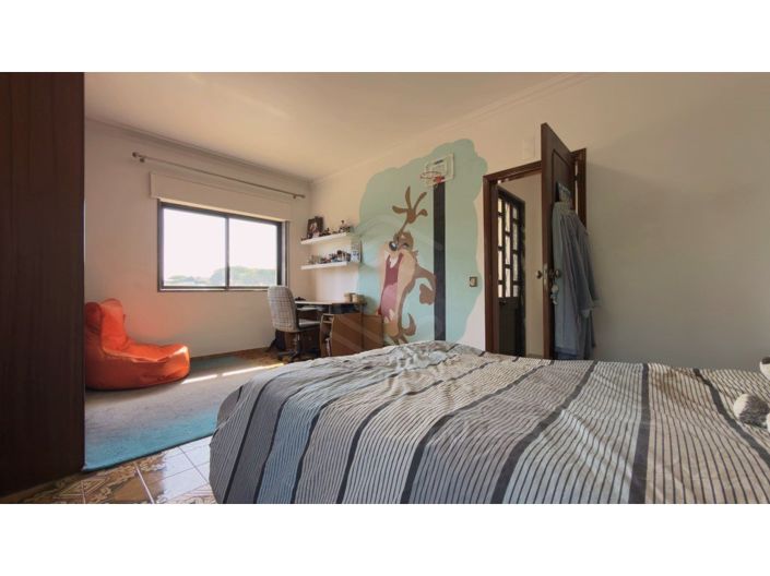 Image No.10-5 Bed House for sale