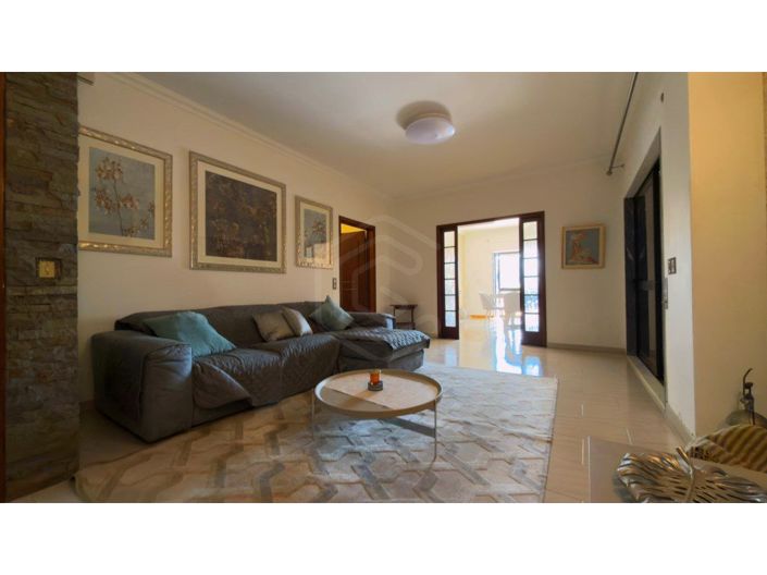 Image No.17-5 Bed House for sale