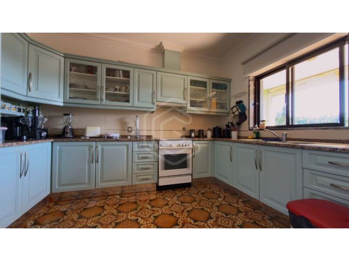 Image No.3-5 Bed House for sale