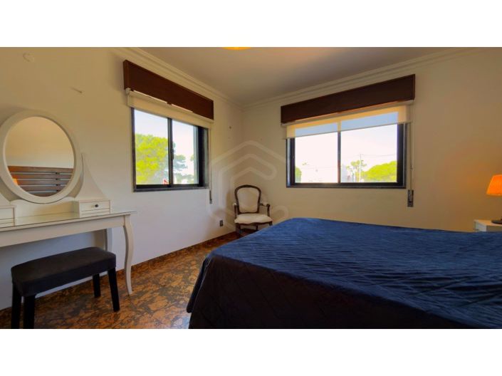 Image No.39-5 Bed House for sale