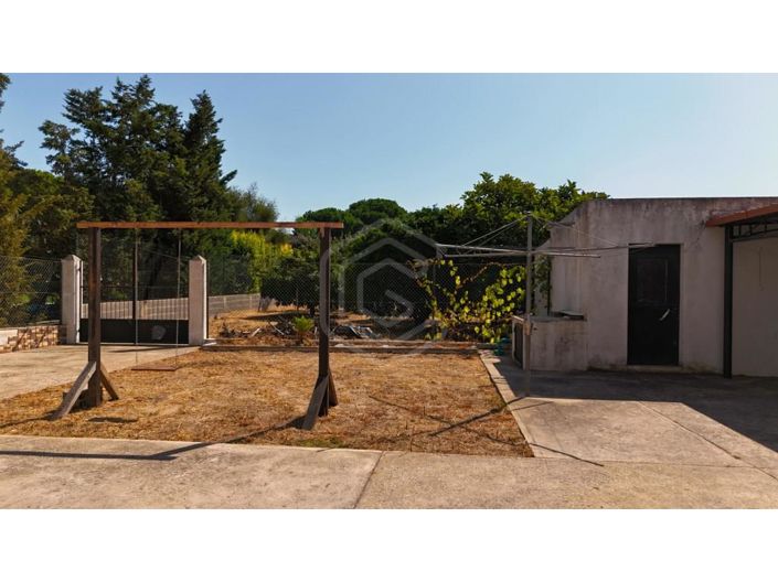 Image No.4-5 Bed House for sale