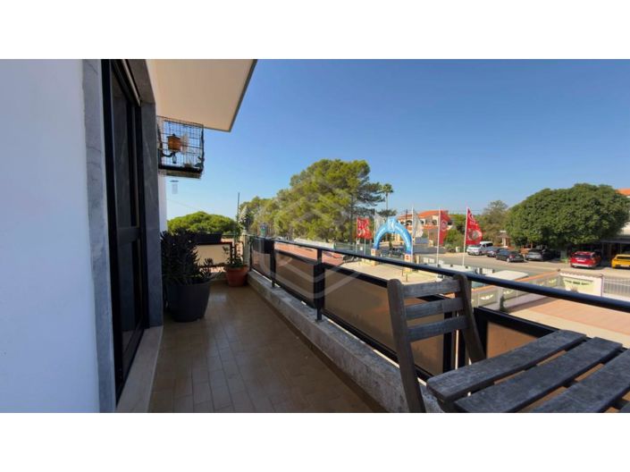 Image No.49-5 Bed House for sale