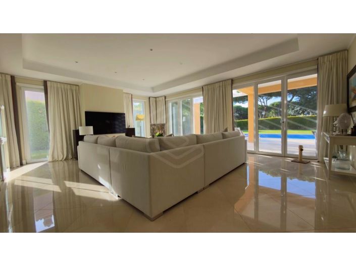 Image No.3-4 Bed House for sale