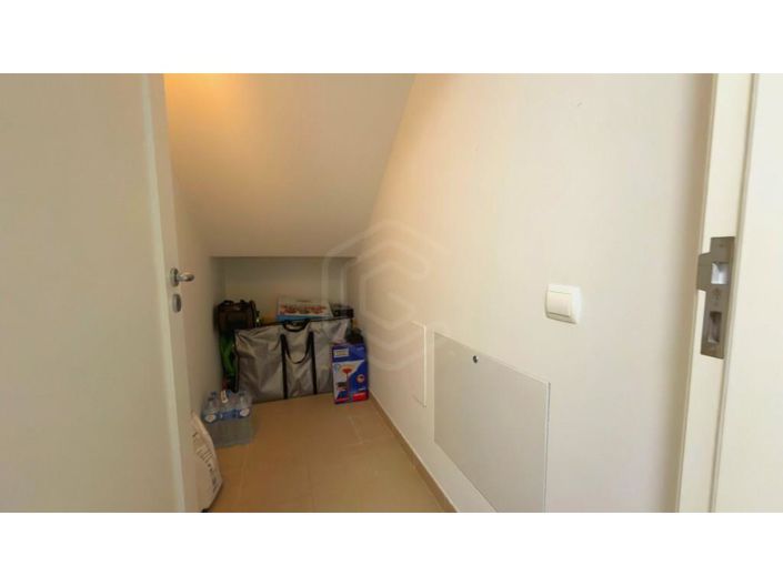 Image No.40-4 Bed House for sale