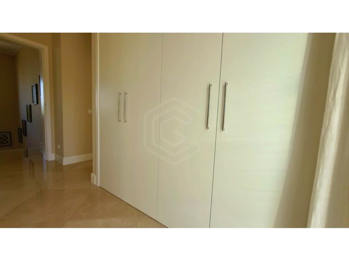 Image No.43-4 Bed House for sale