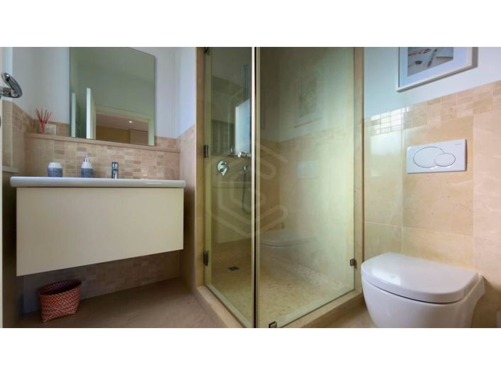 Image No.50-4 Bed House for sale