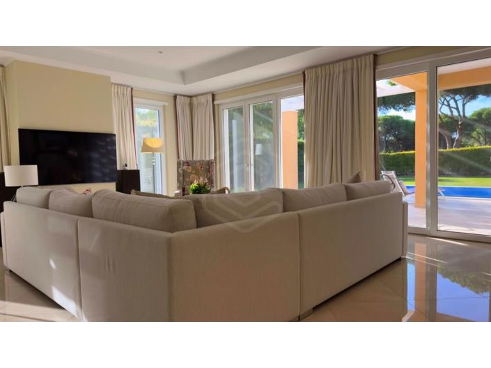 Image No.7-4 Bed House for sale