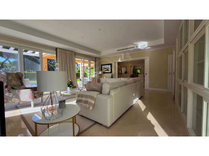 Image No.9-4 Bed House for sale