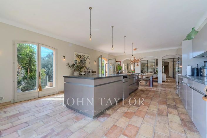 Image No.10-Maison de 5 chambres à vendre à Cabris