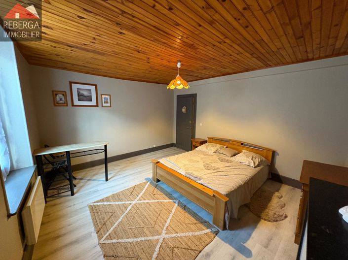 Image No.10-4 Bed House for sale