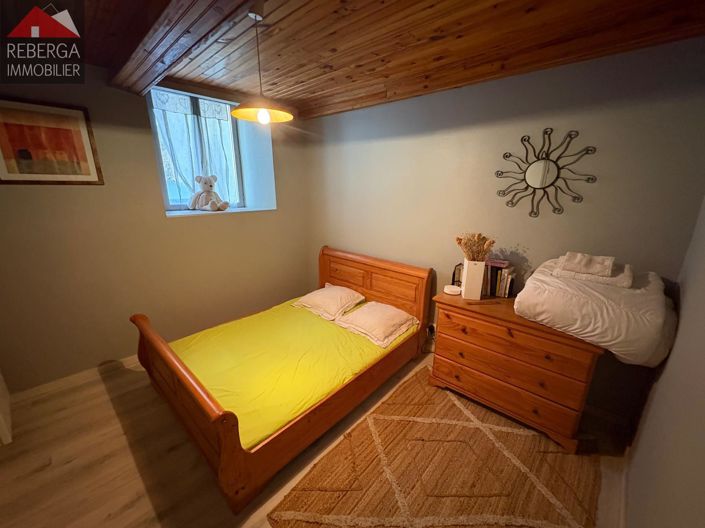 Image No.14-4 Bed House for sale