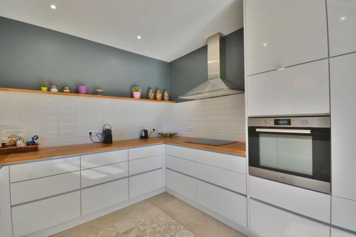 Image No.12-4 Bed House for sale