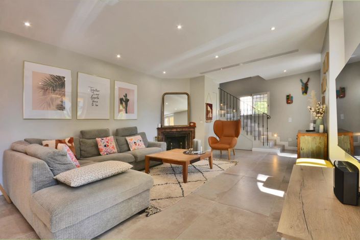 Image No.6-4 Bed House for sale