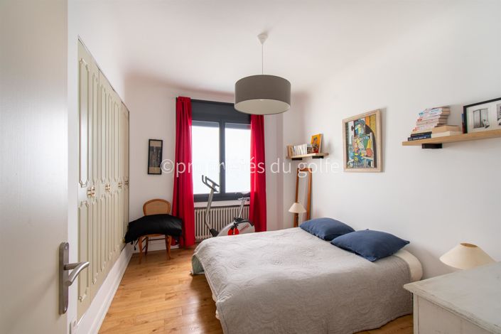 Image No.11-5 Bed House for sale