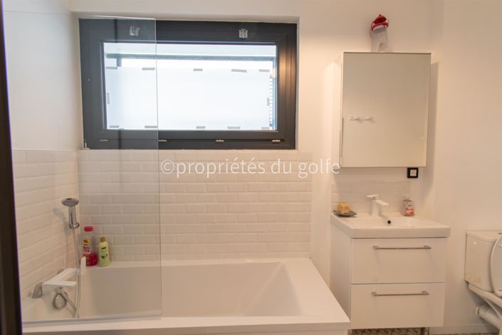 Image No.15-5 Bed House for sale