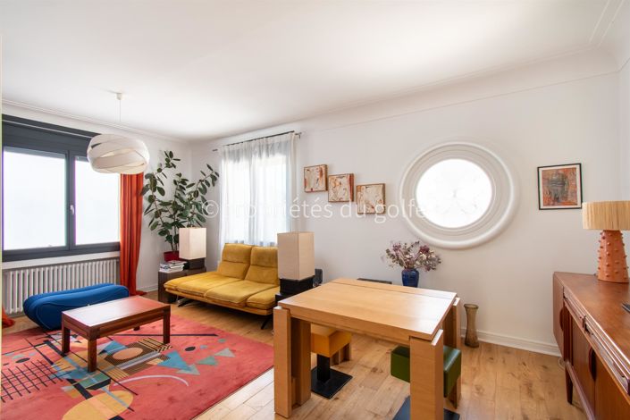 Image No.5-5 Bed House for sale