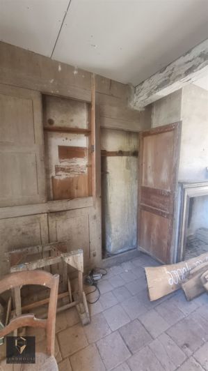 Image No.18-2 Bed House for sale