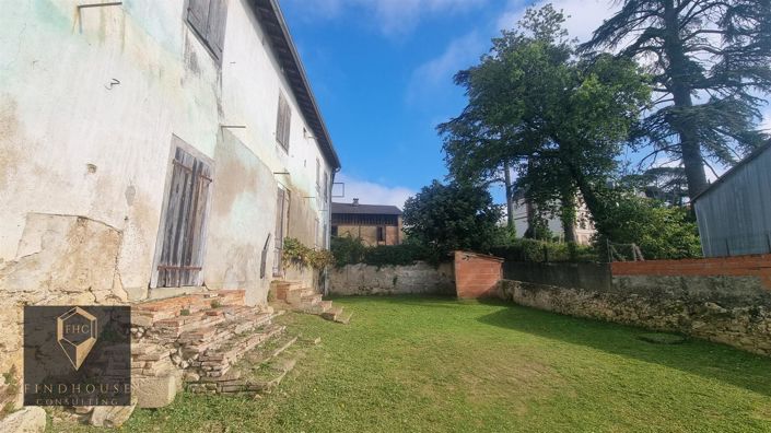 Image No.9-2 Bed House for sale