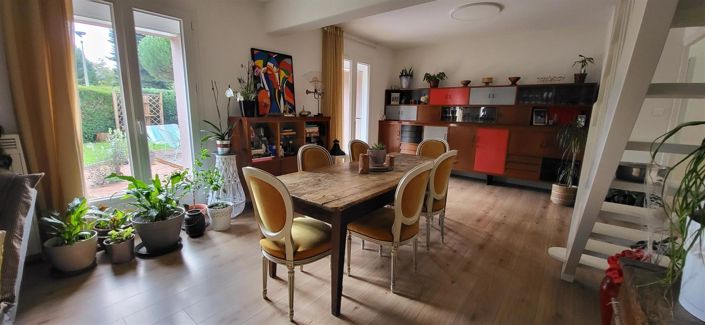 Image No.18-4 Bed House for sale