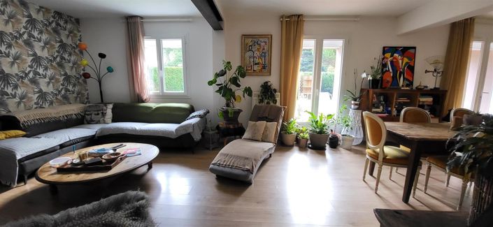 Image No.20-4 Bed House for sale