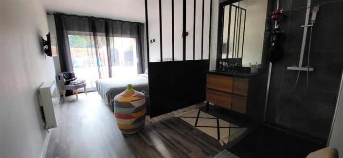 Image No.28-4 Bed House for sale