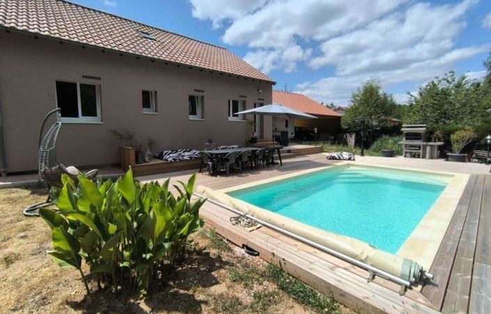 Image No.8-4 Bed House for sale