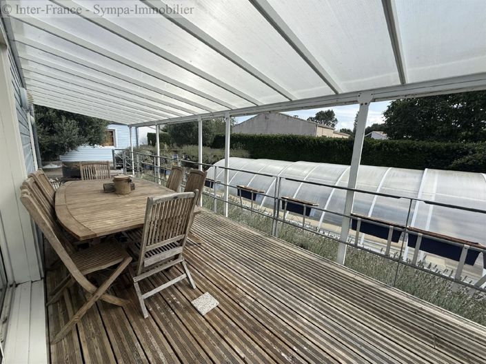 Image No.7-60 Bed Property for sale