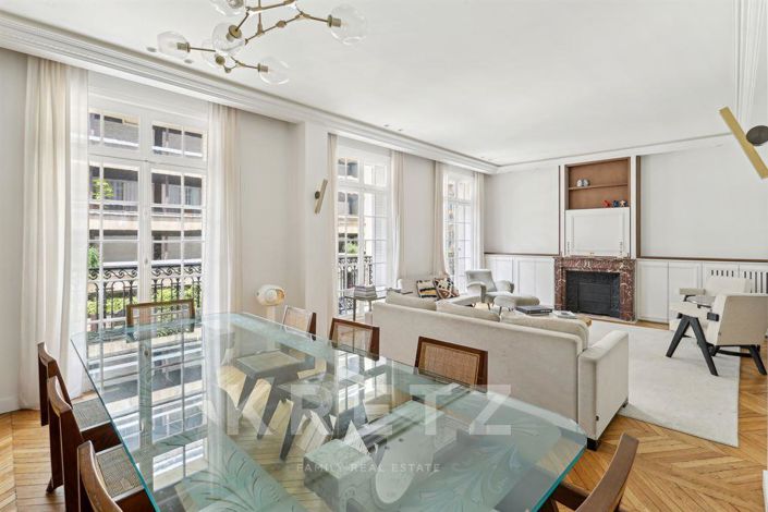 Image No.1-4 Bed Apartment for sale